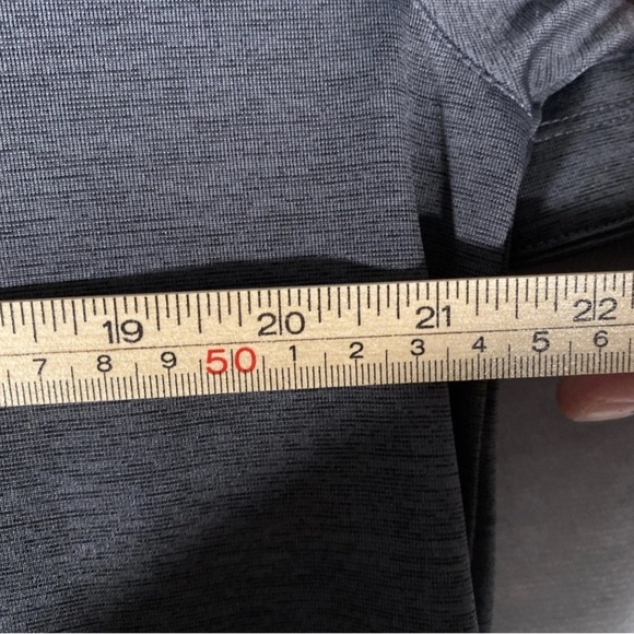 Jaguar Polo Golf Shirt Grey Embroidered Logo 3 Button Size M Lightweight - Picture 2 of 9